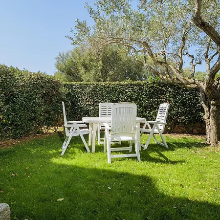 Estate In Famiglia Tra Sole E Mare Loiri Porto San Paolo